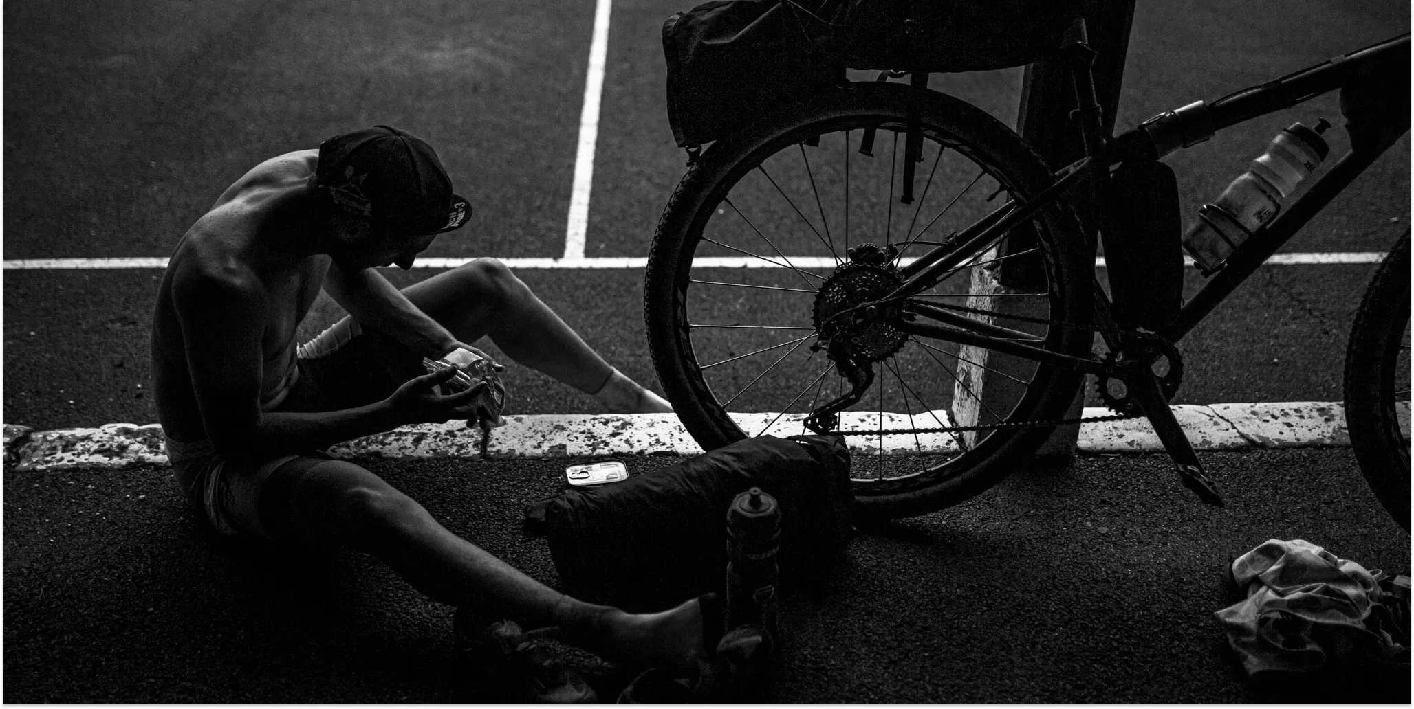 flat-tyre-continental-divide